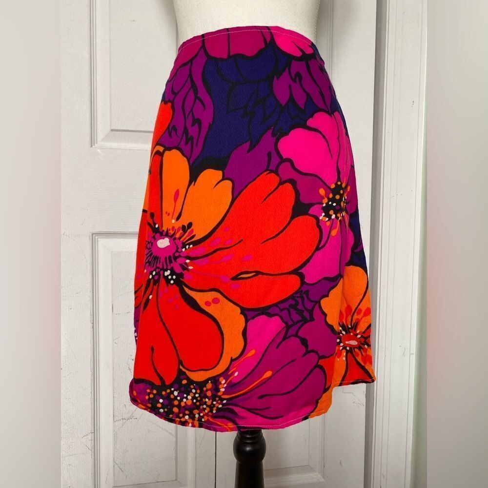1970s Flower Power Mod Skirt in Vibrant Orange, Pink, and Purple